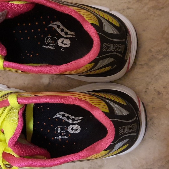 Saucony Kinvara 4 running shoes, womens size 7 - Picture 8 of 9